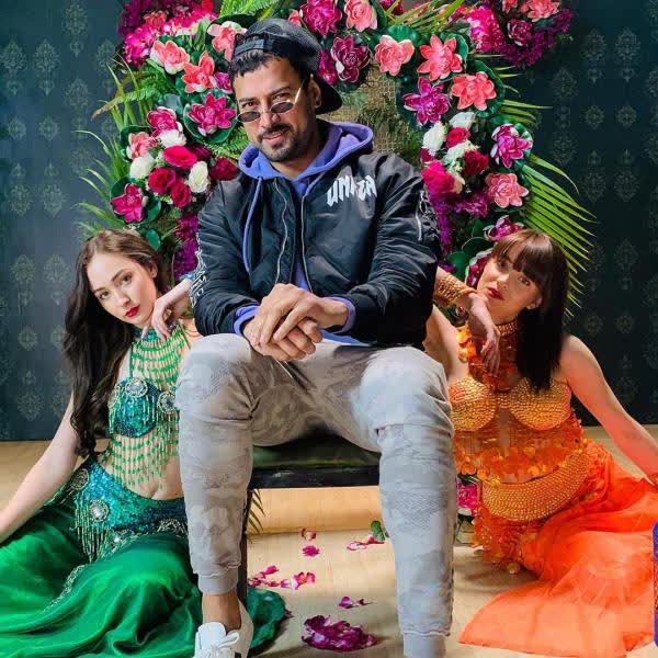 https://cover.djpunjab.org/47447/300x250/Yaar_Ghuma_Ge_Garry_Sandhu.jpg
